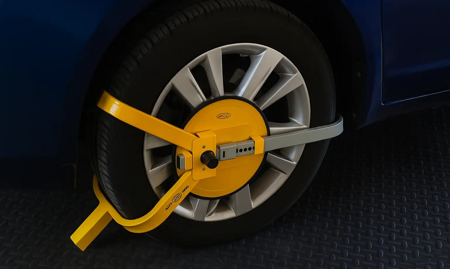 Emergency Wheel Lock Removal Without a Key
