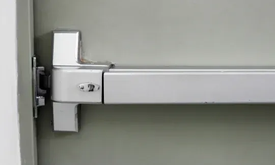 panic bar