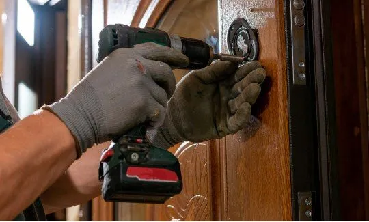 front door repairing process