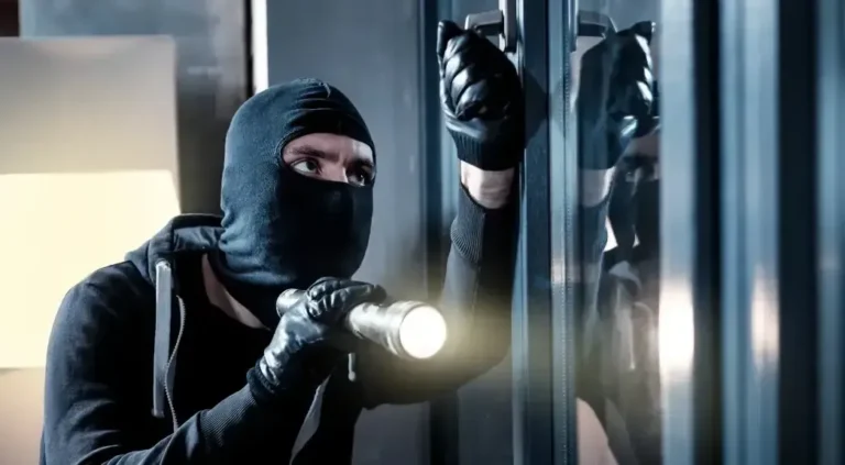 Understanding The Difference Between Robbery And Burglary