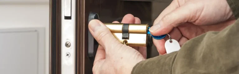 How to change a door lock cylinder
