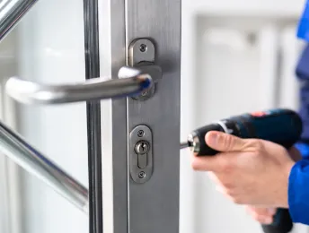 The Role of Locksmiths in Emergency Situations