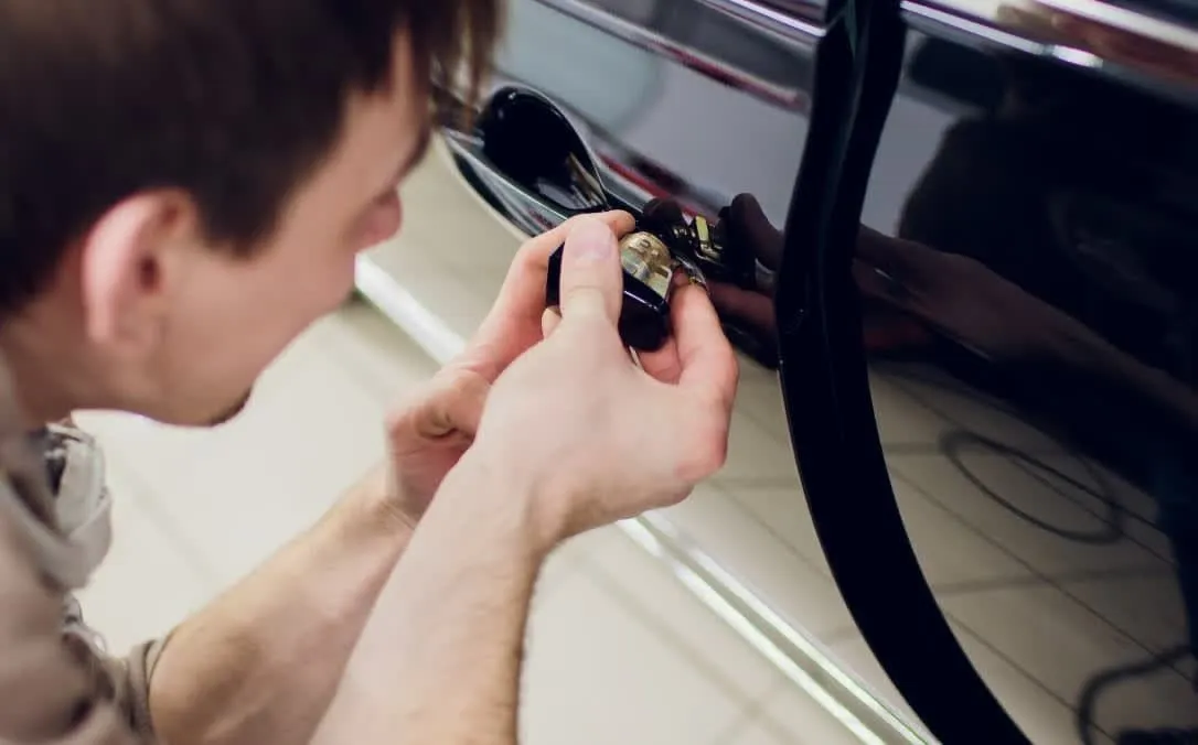 damaged car lock