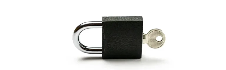 How to get a stuck key out of the lock