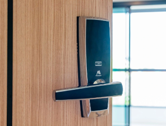 How to Pick a Bedroom Door Lock: Simple Methods Explained