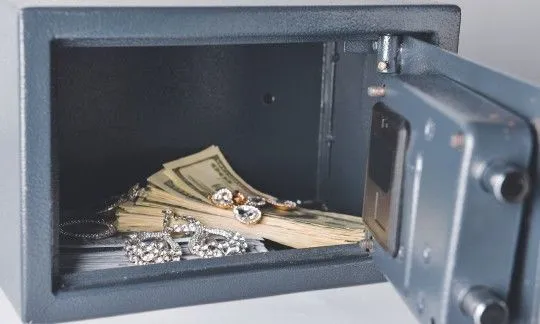 cash in safe