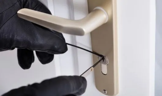 What Prevents Locksmiths From Thieving