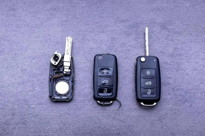 broken car key