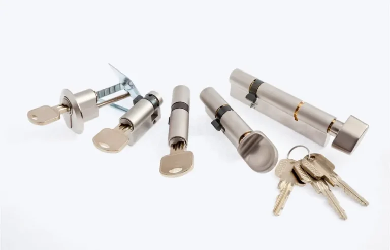 How To Change Locks On The New House Doors