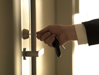 How to Remove a Lock from a Locked Door: Quick Guide