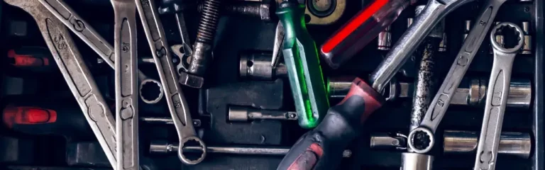 Essential tools to include in your car lockout equipment