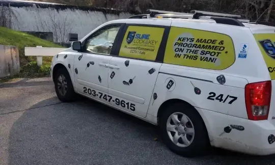 automotive locksmith car