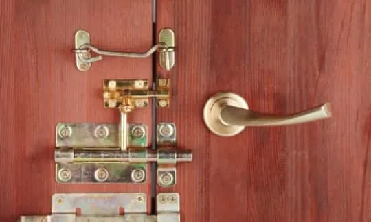many door latches