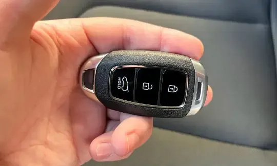 Finding the Right Emergency Car Key Service