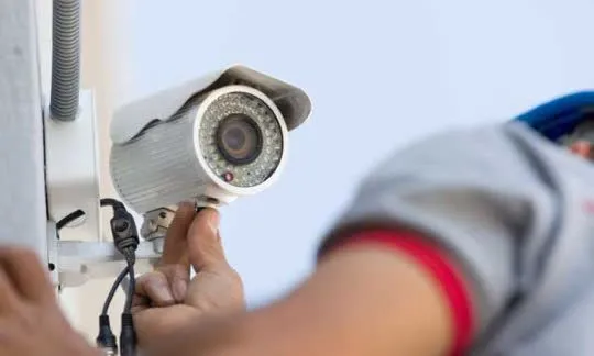 instalation exterior security camera