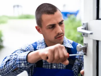 How to Prevent Lock Damage in Extreme Weather Conditions