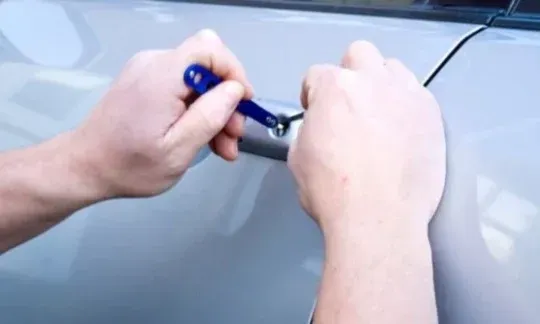 car lock picking