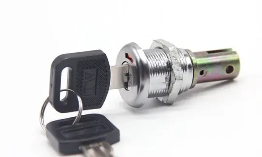 barrel lock with keys