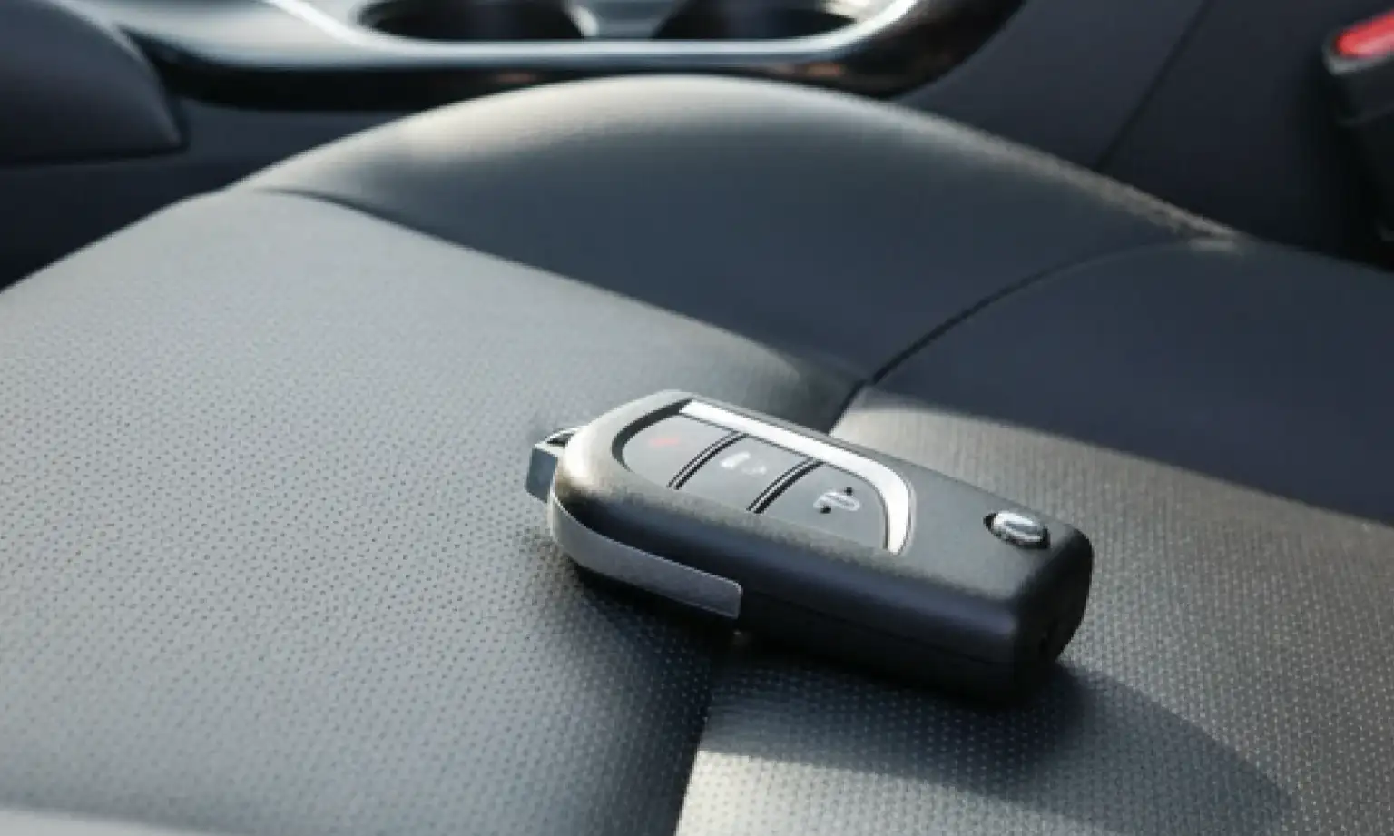 Why Toyota Smart Key Programming Requires a Pro