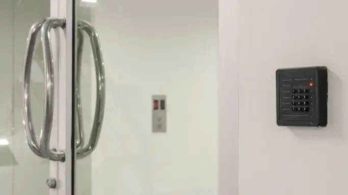Smart Lock for glass door
