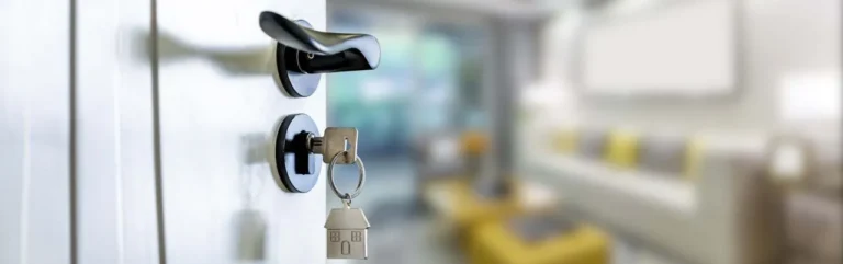 Can a locksmith make a key from a lock